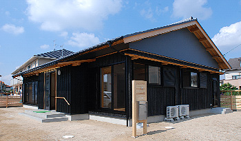 K邸