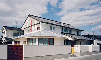 K邸